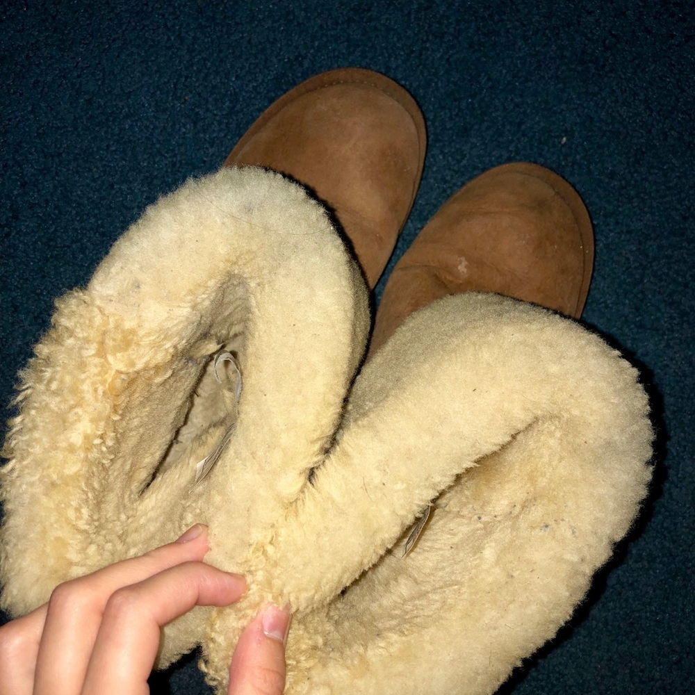 UGG Boots - Picture 3 of 3